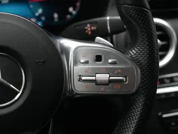 MERCEDES-BENZ GLC 300 d 4Matic