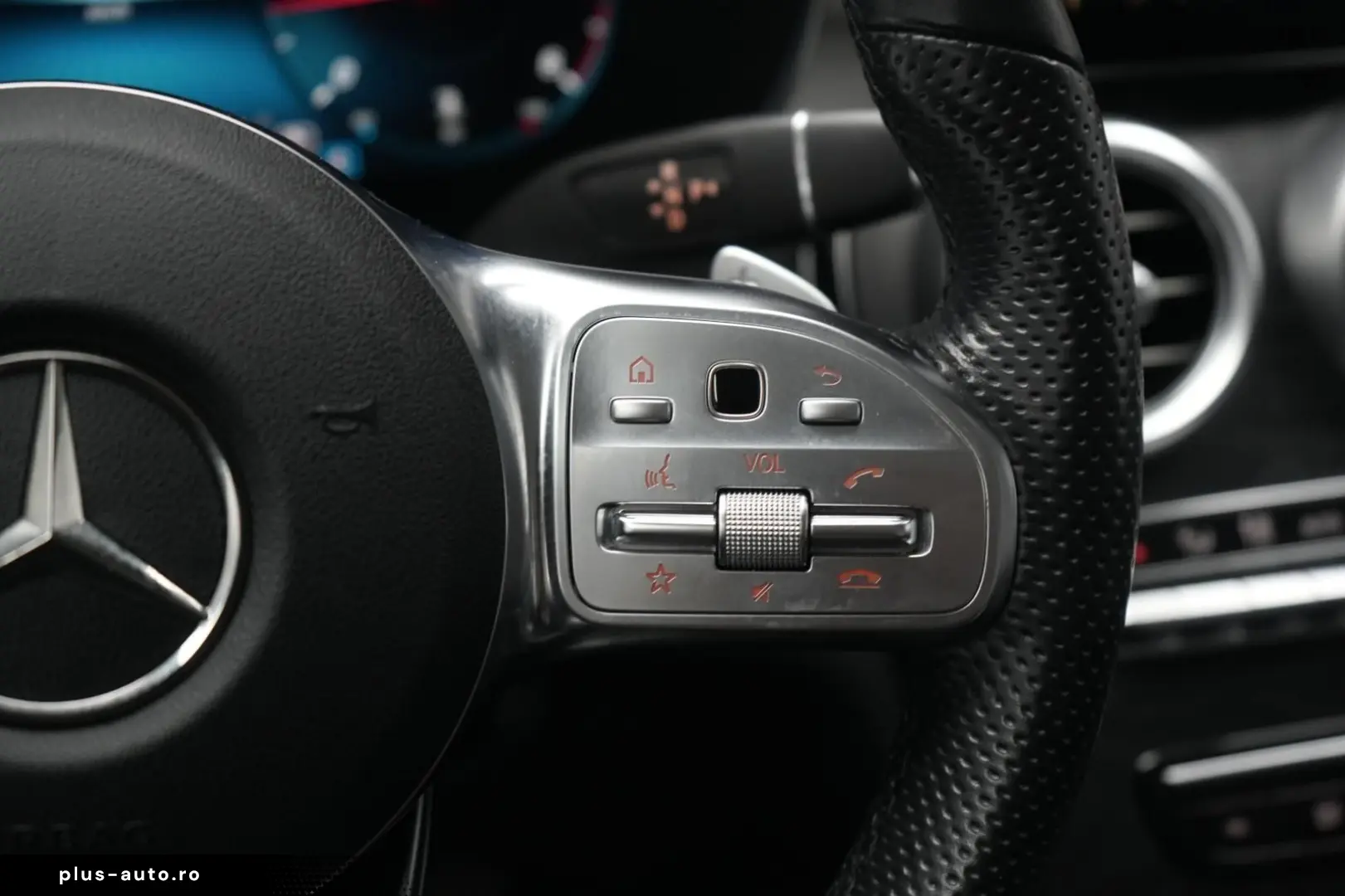 MERCEDES-BENZ GLC 300 d 4Matic