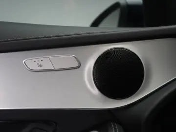 MERCEDES-BENZ GLC 300 d 4Matic