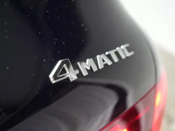 MERCEDES-BENZ GLC 300 d 4Matic