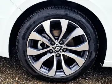 RENAULT MEGANE 1.3 TCe 140 GPF techno