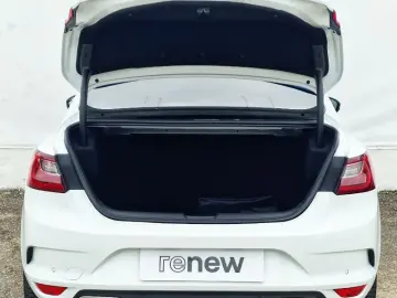 RENAULT MEGANE 1.3 TCe 140 GPF techno