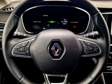 RENAULT MEGANE 1.3 TCe 140 GPF techno