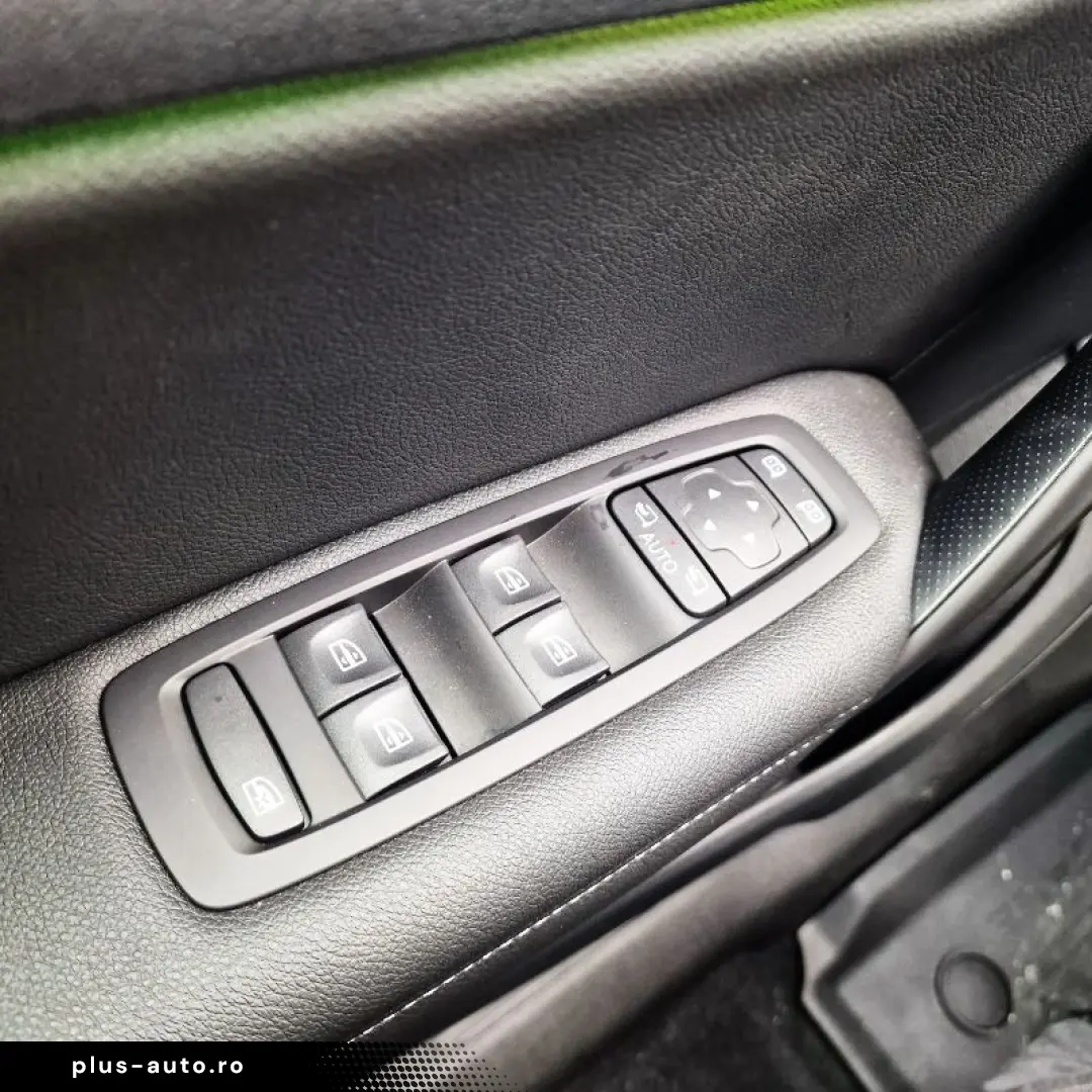 RENAULT MEGANE 1.3 TCe 140 GPF techno