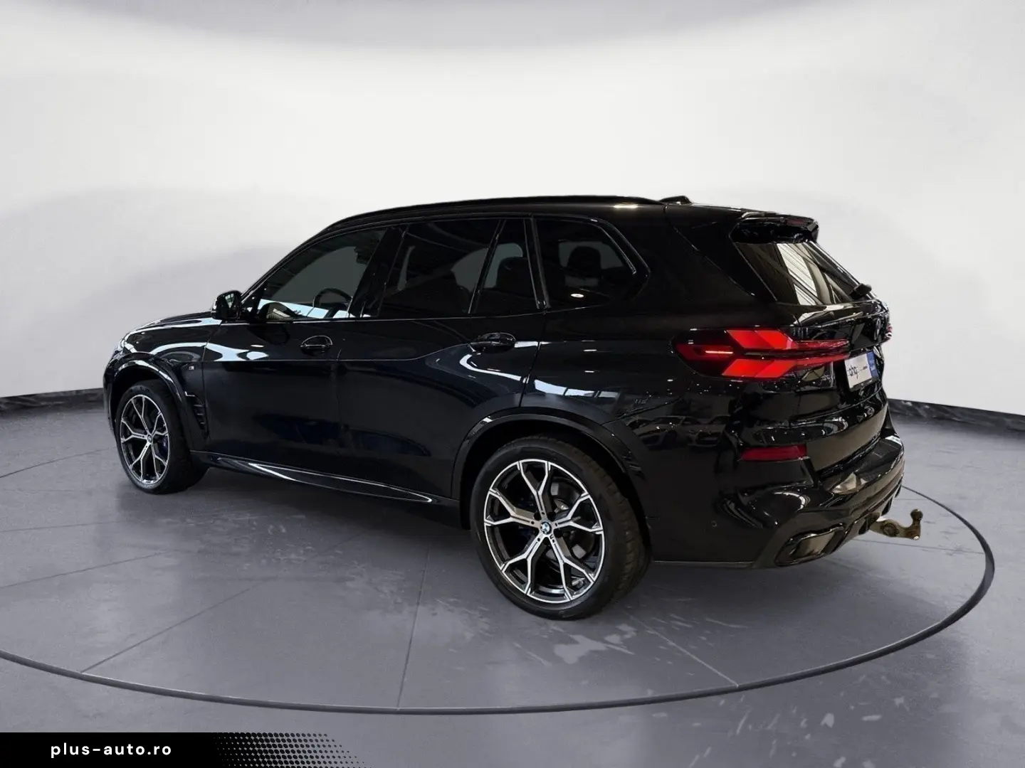 BMW X5 xDr40d MSport Panoramic VentilatedS IcGlow DAProf H&K