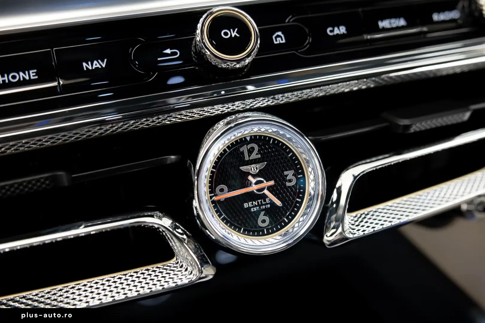 Bentley Flying Spur Speed - B&O  Flying B Mascot