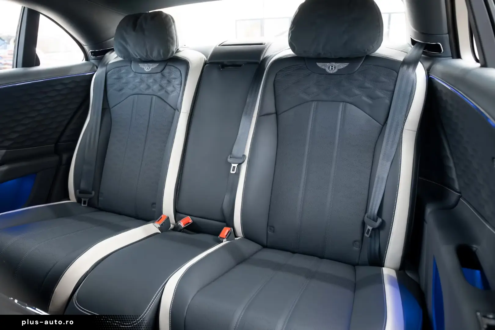 Bentley Flying Spur Speed - B&O  Flying B Mascot