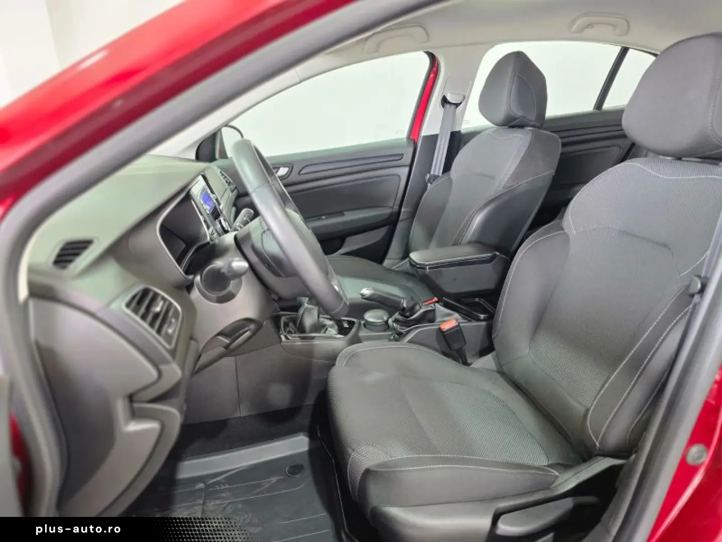 RENAULT MEGANE 1.3 TCe 140CP Life