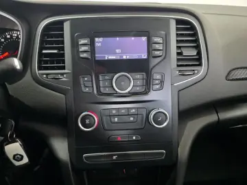 RENAULT MEGANE 1.3 TCe 140CP Life