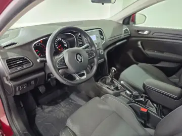 RENAULT MEGANE 1.3 TCe 140CP Life