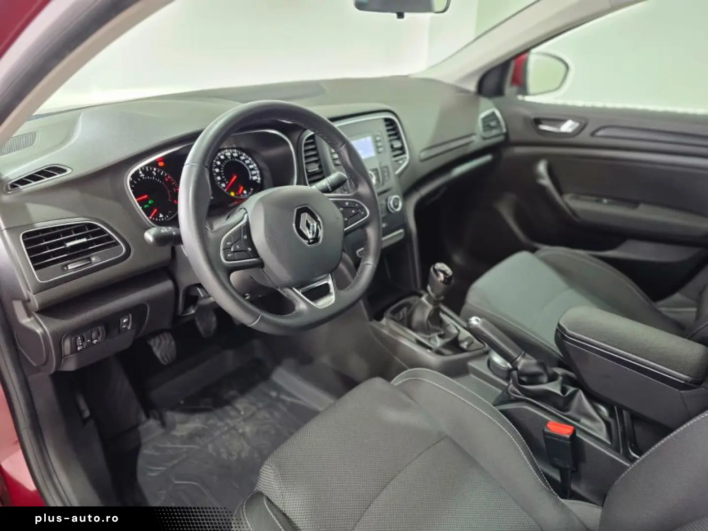 RENAULT MEGANE 1.3 TCe 140CP Life