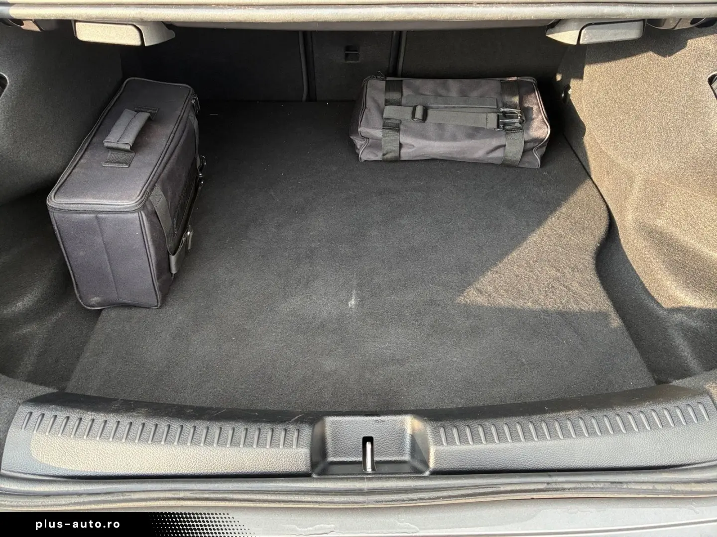 MERCEDES-BENZ CLA 250 e AMG Night Kamera LED Sitzh. AppleCP