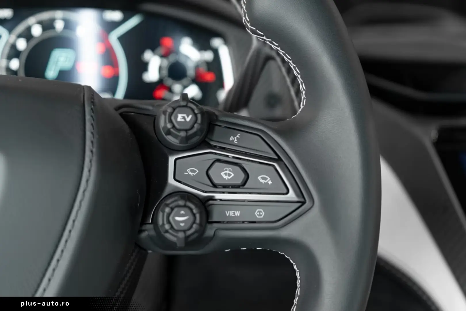 Lamborghini Revuelto