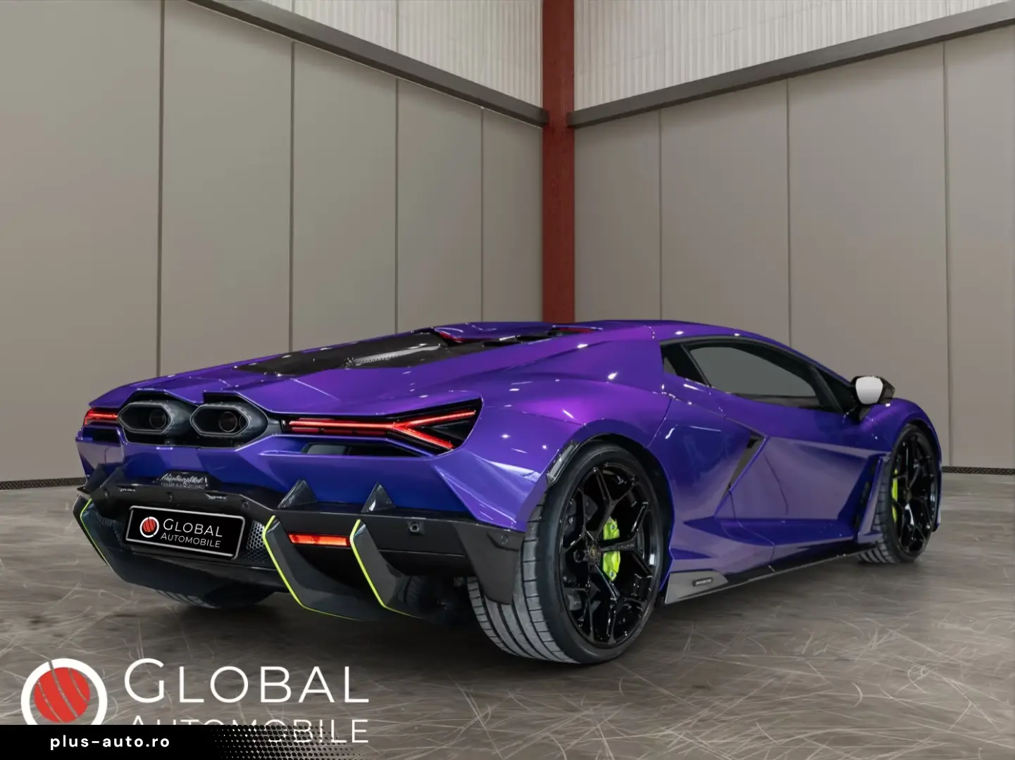 Lamborghini Revuelto