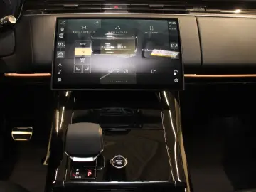 LAND ROVER Range Rover Sport P460e Hybrid Dynamic SE AHK Pa