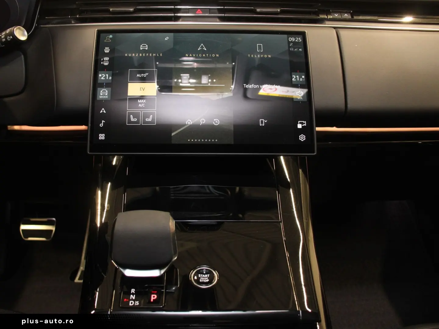 LAND ROVER Range Rover Sport P460e Hybrid Dynamic SE AHK Pa