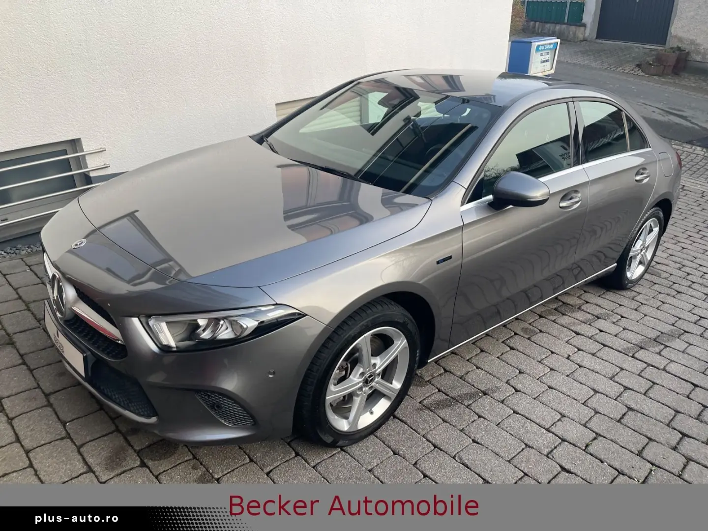 MERCEDES-BENZ A 250 e Lim. SITZHEIZUNG NAVI KLIMA LE&hellip;