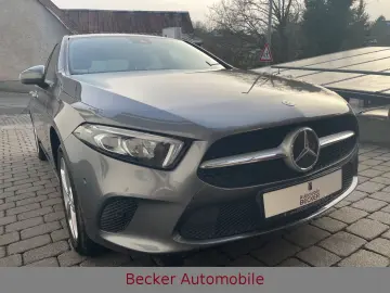 MERCEDES-BENZ A 250 e Lim. SITZHEIZUNG NAVI KLIMA LE&hellip;