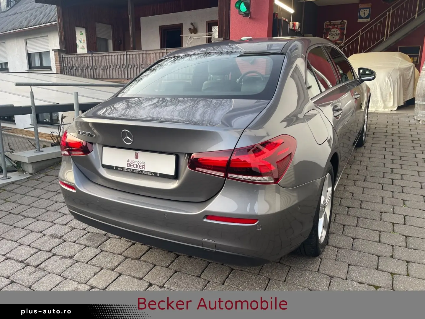 MERCEDES-BENZ A 250 e Lim. SITZHEIZUNG NAVI KLIMA LE&hellip;