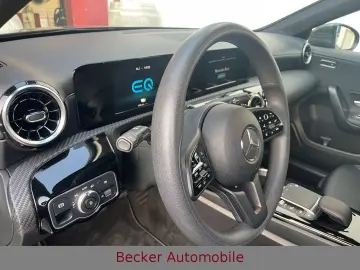 MERCEDES-BENZ A 250 e Lim. SITZHEIZUNG NAVI KLIMA LE&hellip;