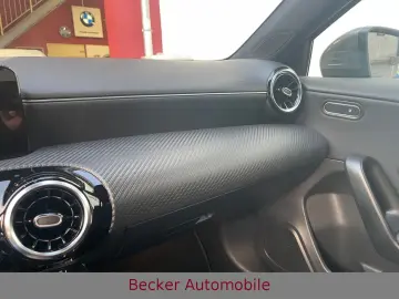 MERCEDES-BENZ A 250 e Lim. SITZHEIZUNG NAVI KLIMA LE&hellip;
