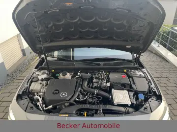 MERCEDES-BENZ A 250 e Lim. SITZHEIZUNG NAVI KLIMA LE&hellip;