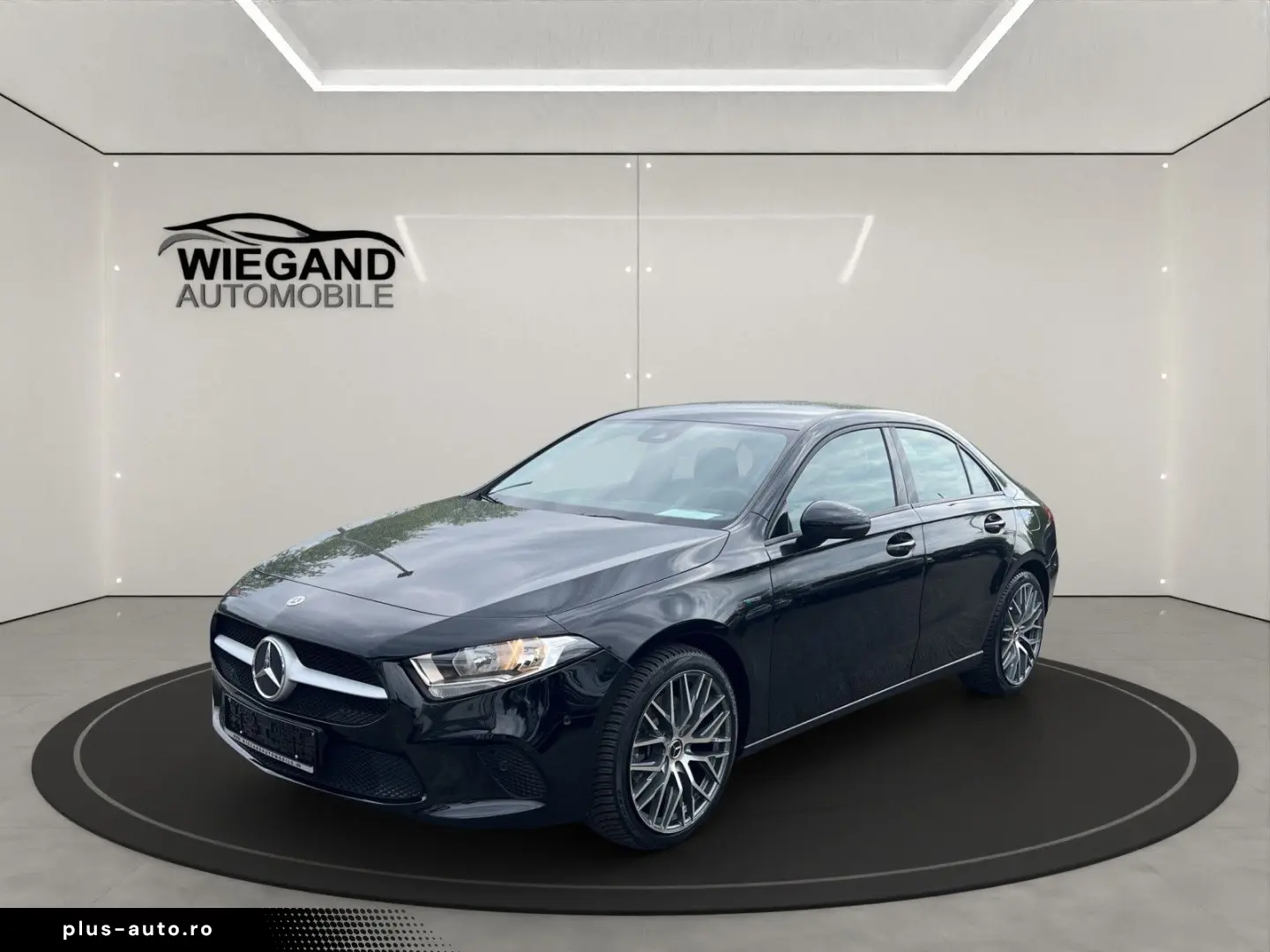 MERCEDES-BENZ A 250 e 8G-DCT BUSINESS-PAKET NAVI KLIMA