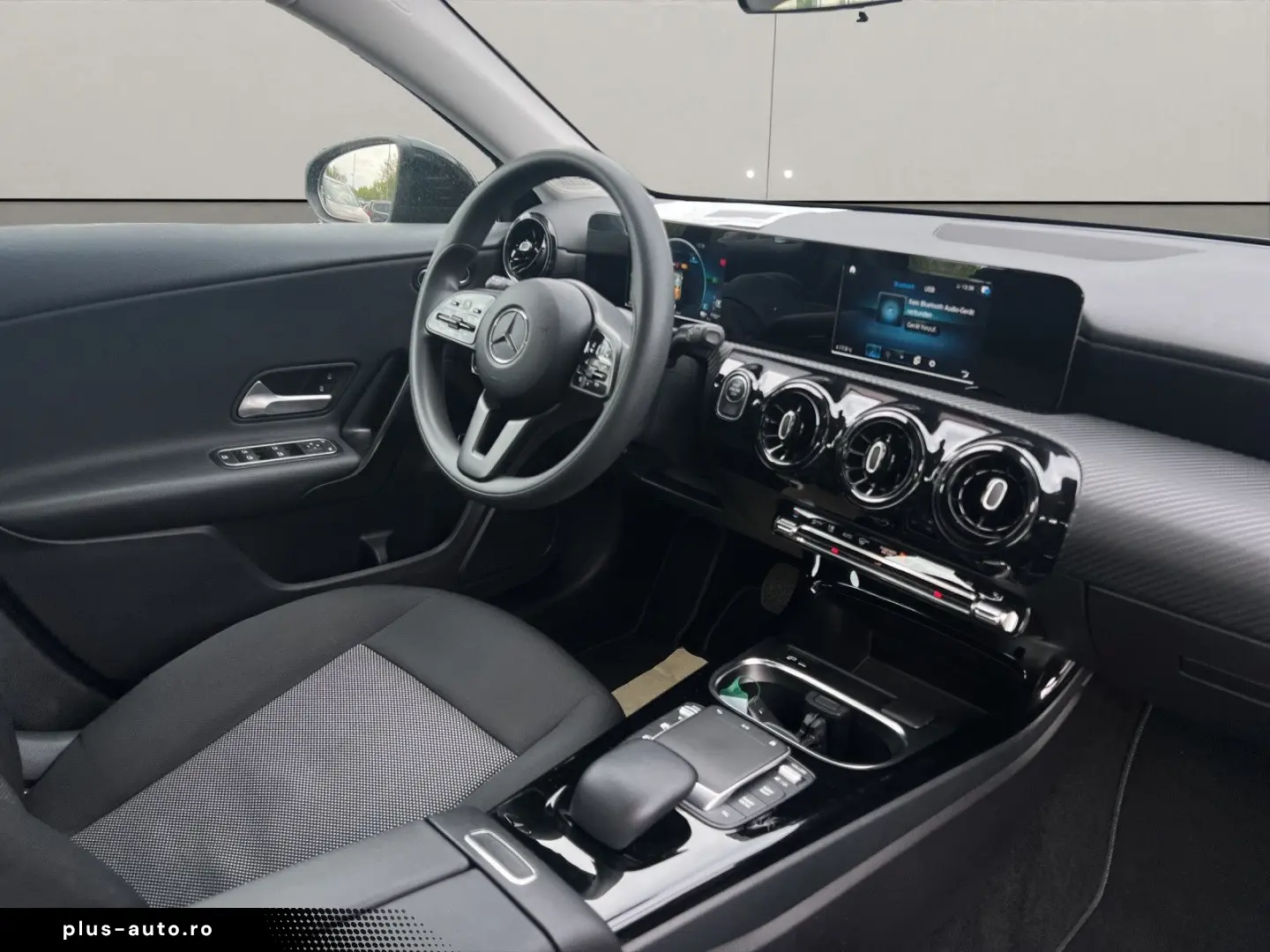 MERCEDES-BENZ A 250 e 8G-DCT BUSINESS-PAKET NAVI KLIMA