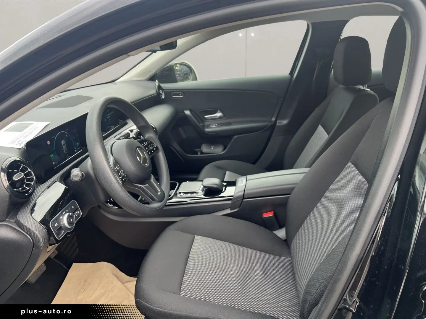 MERCEDES-BENZ A 250 e 8G-DCT BUSINESS-PAKET NAVI KLIMA