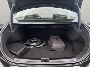 MERCEDES-BENZ A 250 e 8G-DCT BUSINESS-PAKET NAVI KLIMA