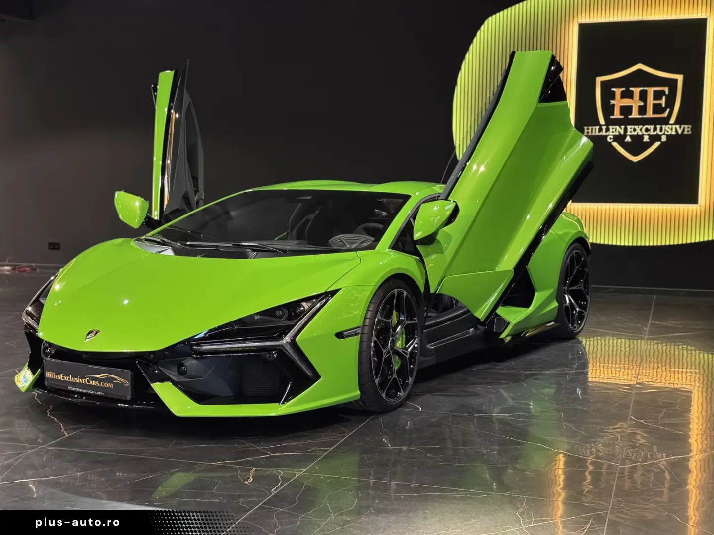 Lamborghini Revuelto