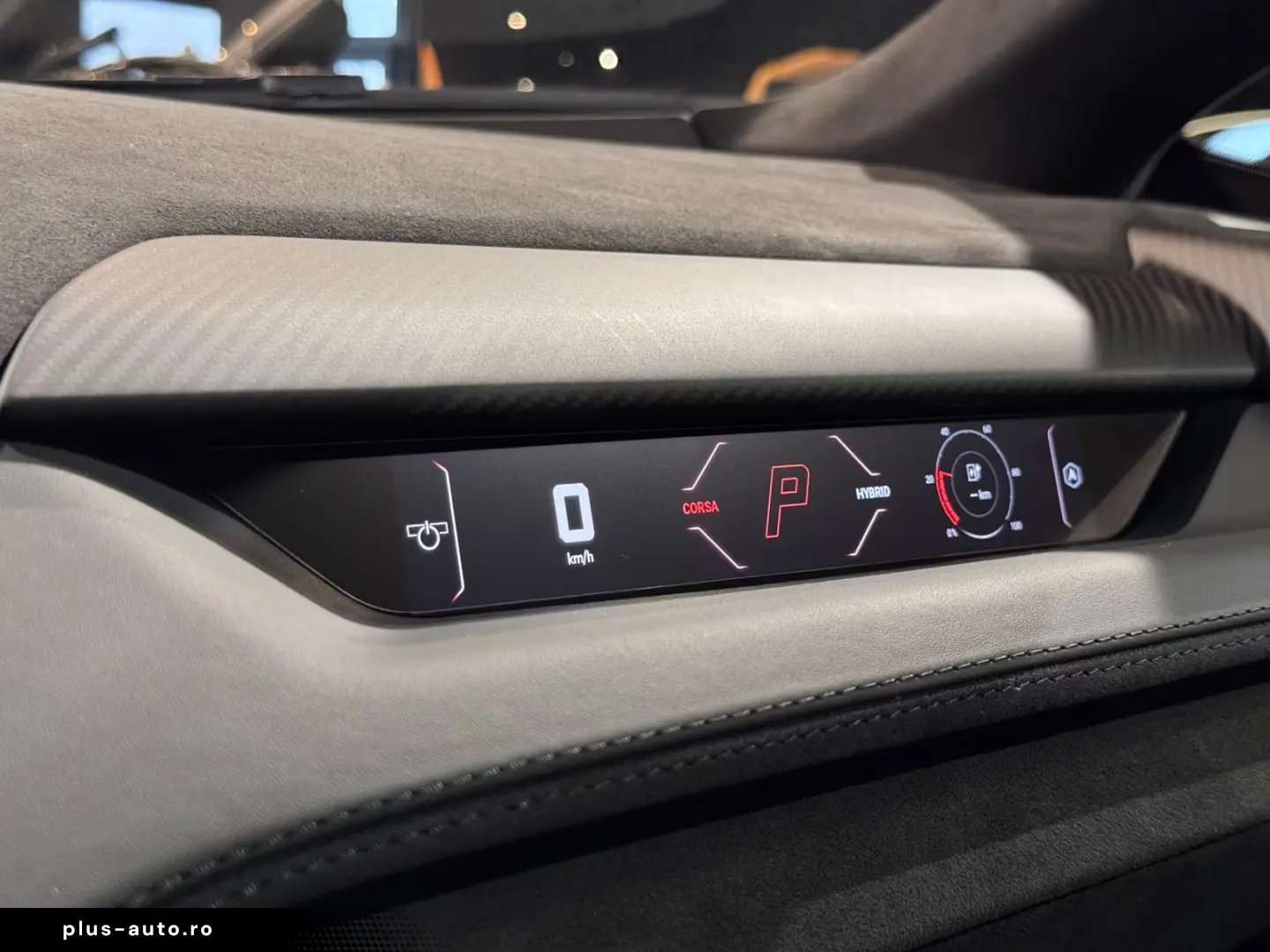 Lamborghini Revuelto