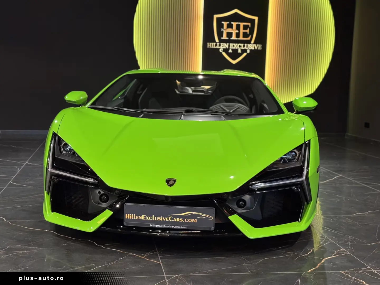 Lamborghini Revuelto