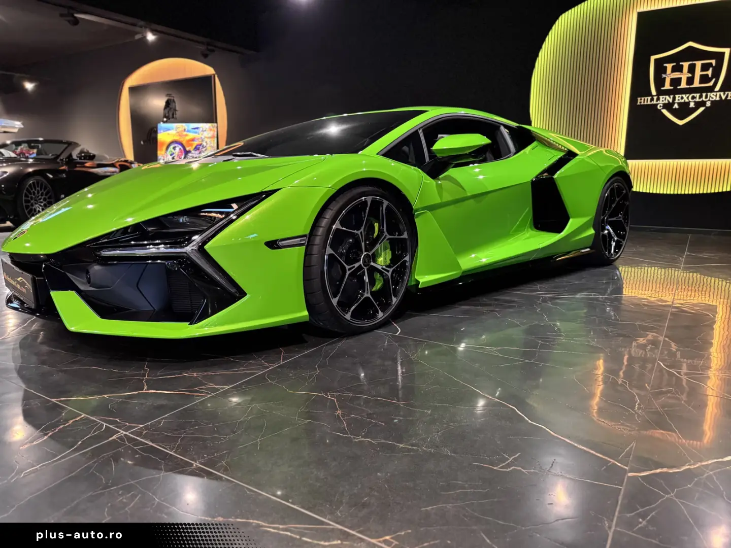 Lamborghini Revuelto