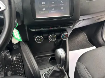 Dacia Duster 2018 12