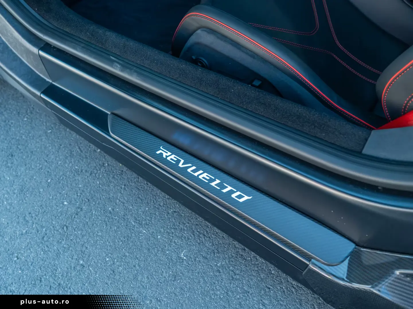 Lamborghini Revuelto