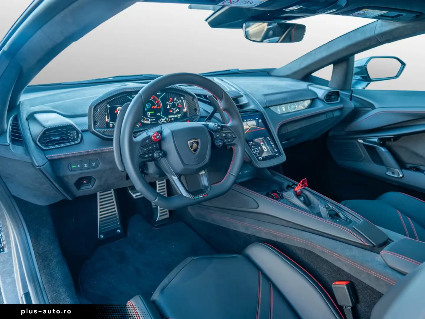 Lamborghini Revuelto