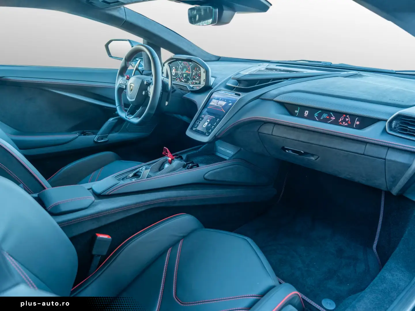 Lamborghini Revuelto