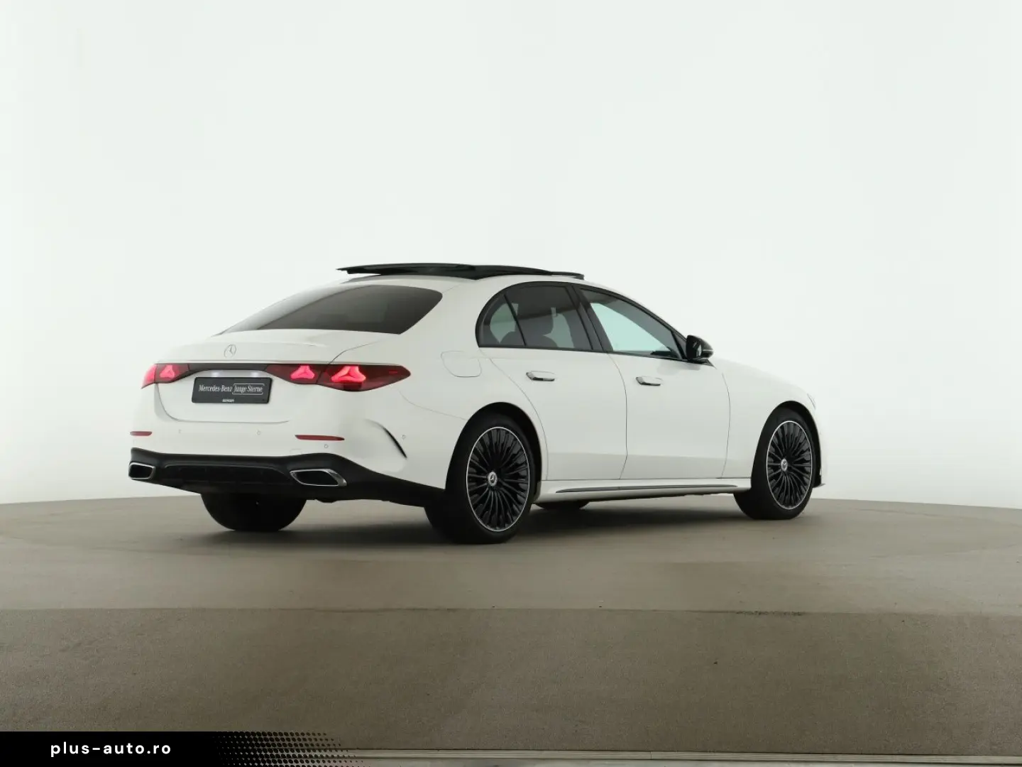 MERCEDES-BENZ E 200 AMG Night Pano Airmatic Memory 20 Zoll