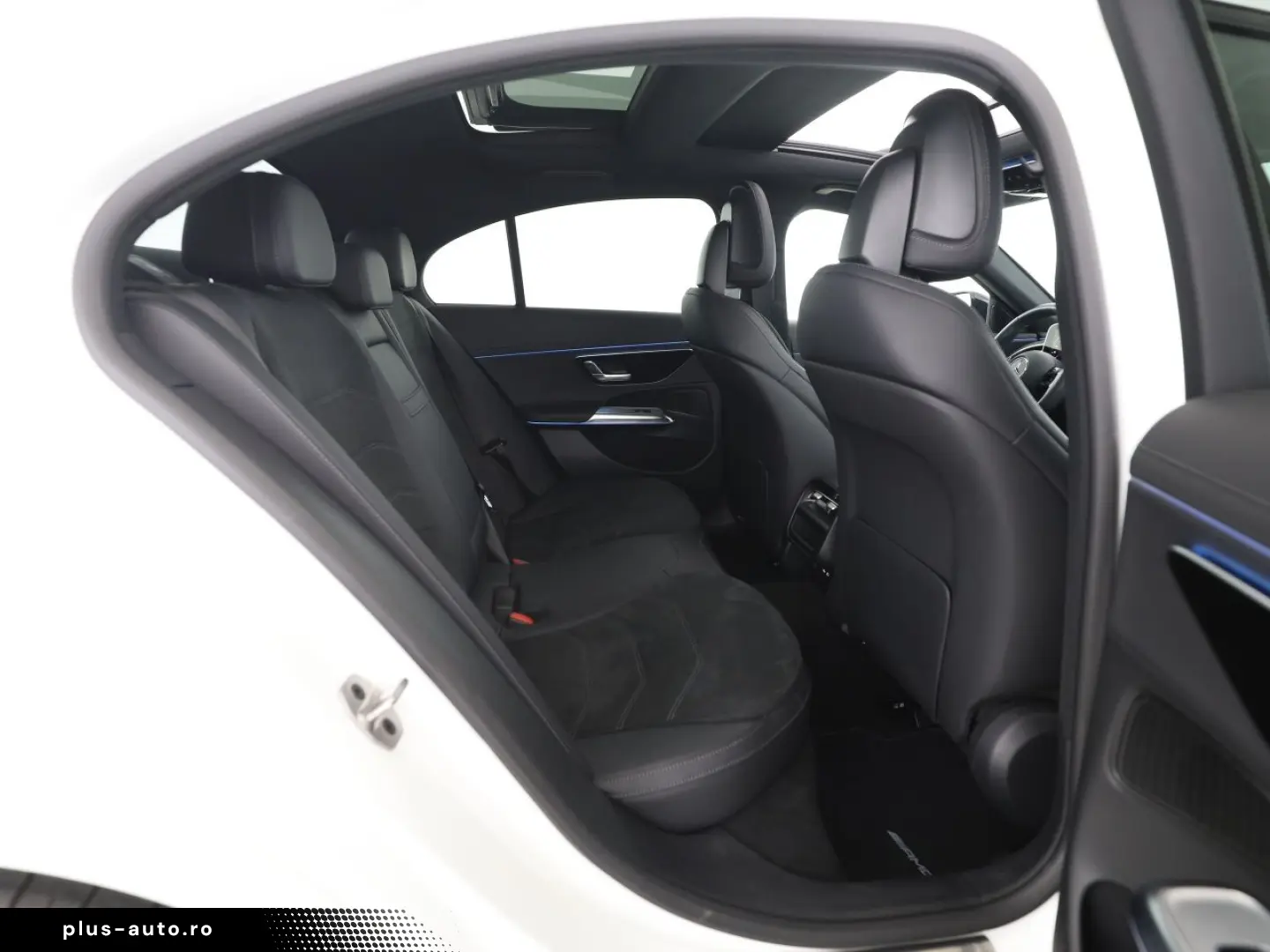 MERCEDES-BENZ E 200 AMG Night Pano Airmatic Memory 20 Zoll