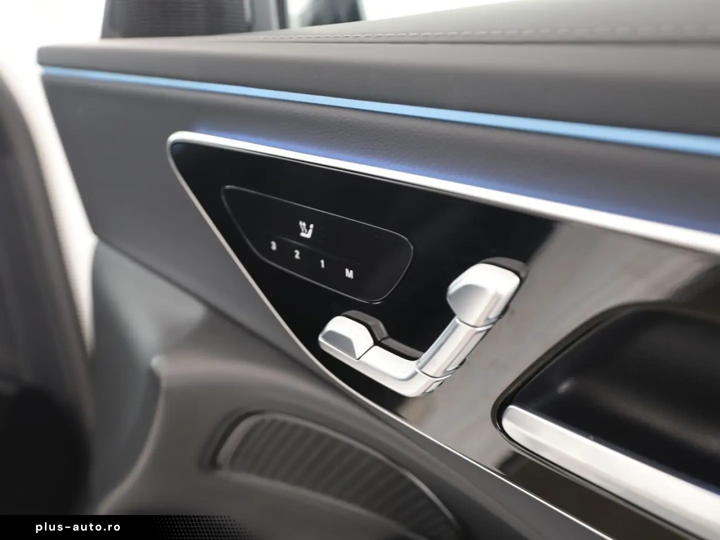 MERCEDES-BENZ E 200 AMG Night Pano Airmatic Memory 20 Zoll