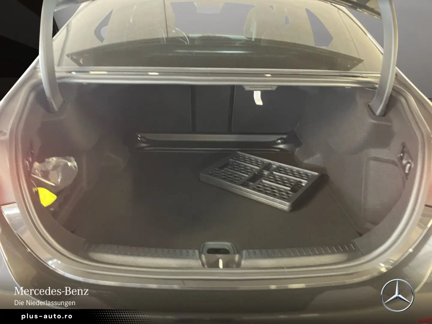 MERCEDES-BENZ E 200 AMG ADV.  PANO SUPER 20  NIGHT AIRM BURM