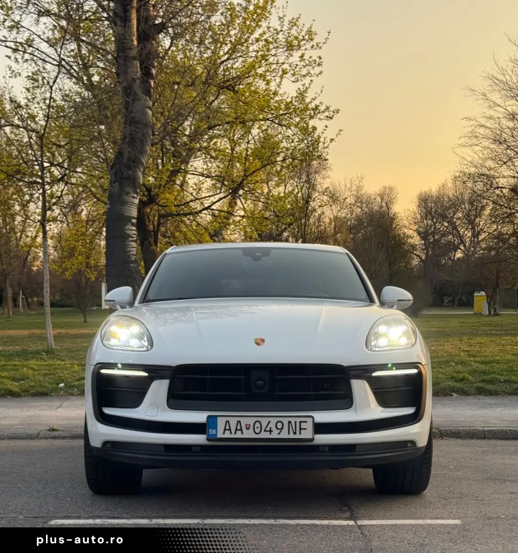 PORSCHE Macan T  2024   Panorama Dach   Camera