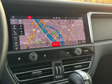 PORSCHE Macan T  2024   Panorama Dach   Camera