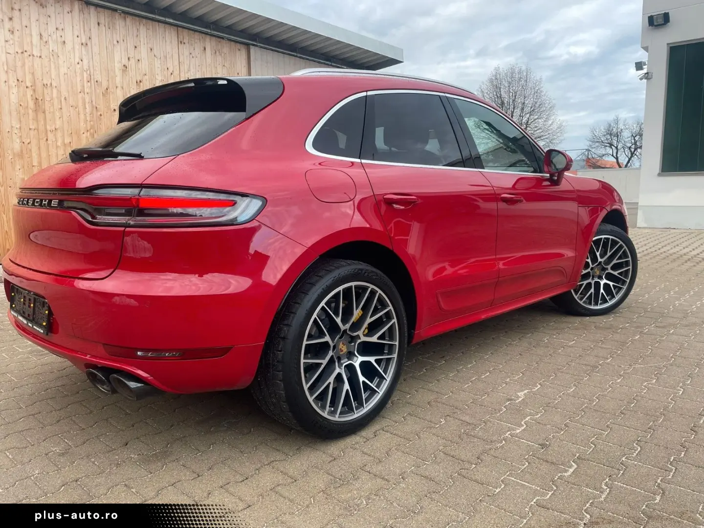PORSCHE Macan Turbo 21  Zoll Ceramic Sportabgas