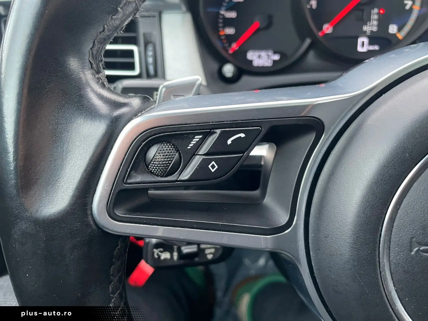 PORSCHE Macan Turbo 21  Zoll Ceramic Sportabgas