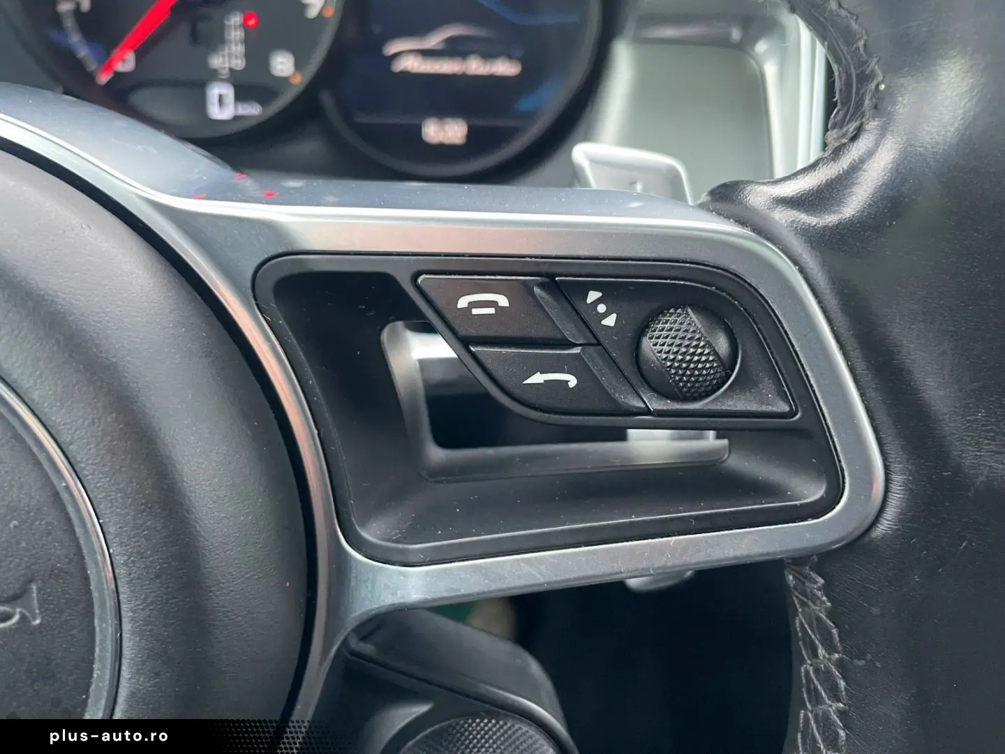 PORSCHE Macan Turbo 21  Zoll Ceramic Sportabgas