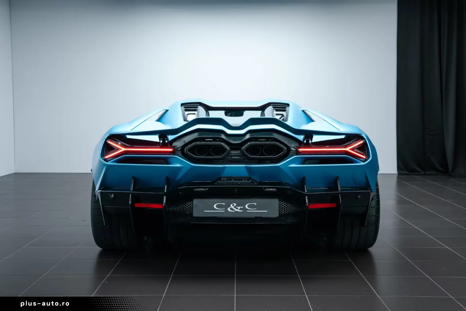 Lamborghini Revuelto