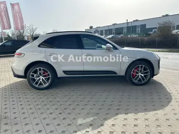 PORSCHE Macan S Car Connect Navi LED BOSE Kamera AHK