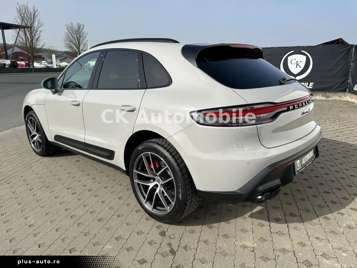 PORSCHE Macan S Car Connect Navi LED BOSE Kamera AHK